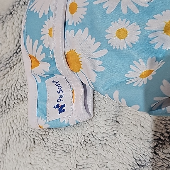 Set of 2 Pet Soft size XL Female Washable Diapers- Flower Print - Picture 9 of 10